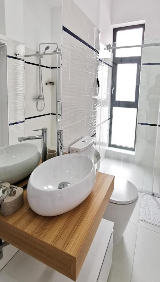 Oxygen Neptun By Boutique C5 Apartment Luaran gambar